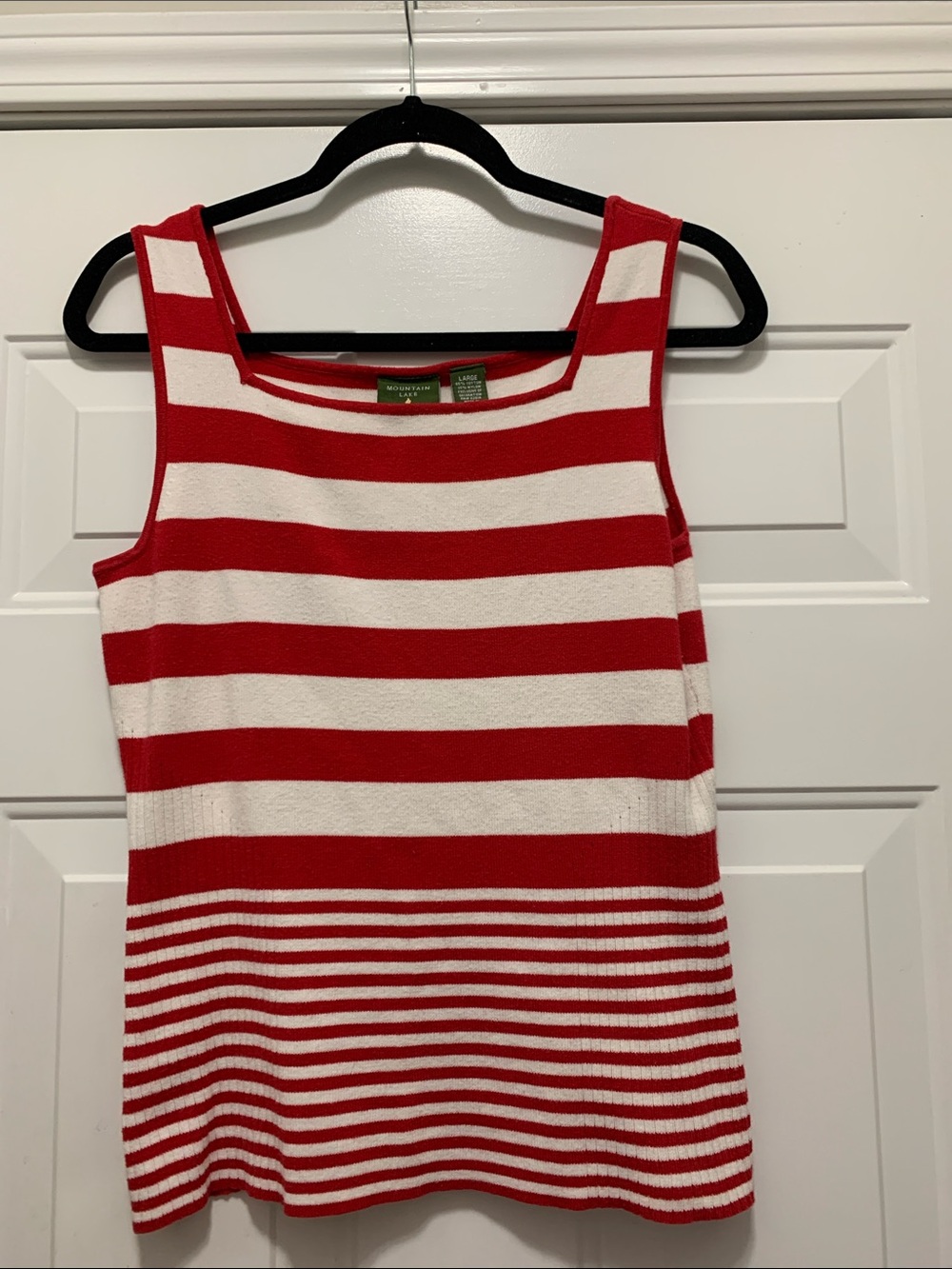 4/$15 Mountain Lake Cotton Blend Red & White Striped Sweater Tank Size Large